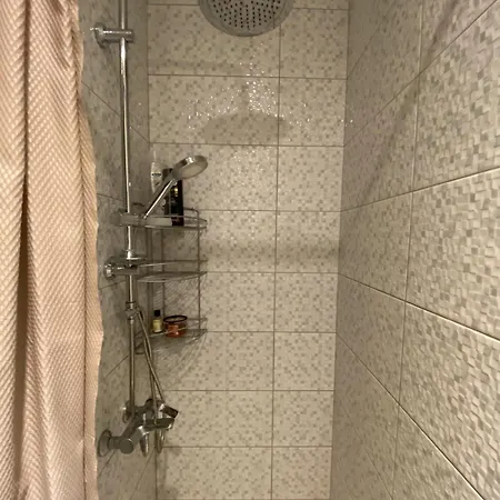 Stylish Modern Flat Downtown * 塞萨洛尼基